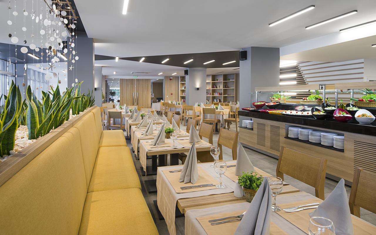 Hvd Viva Club Ultra All Inclusive - Private Beach & Free Parking Altın Kumlar Dış mekan fotoğraf