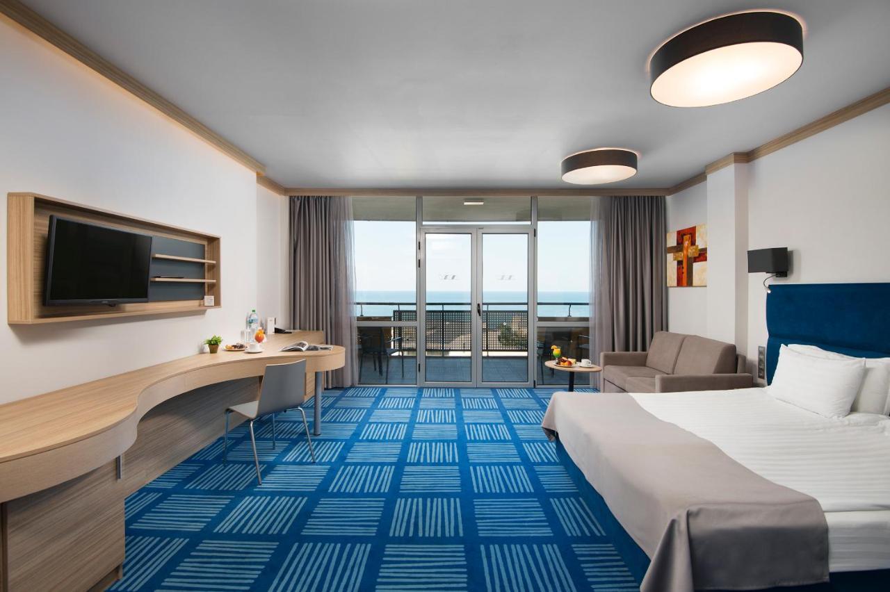 Hvd Viva Club Ultra All Inclusive - Private Beach & Free Parking Altın Kumlar Dış mekan fotoğraf
